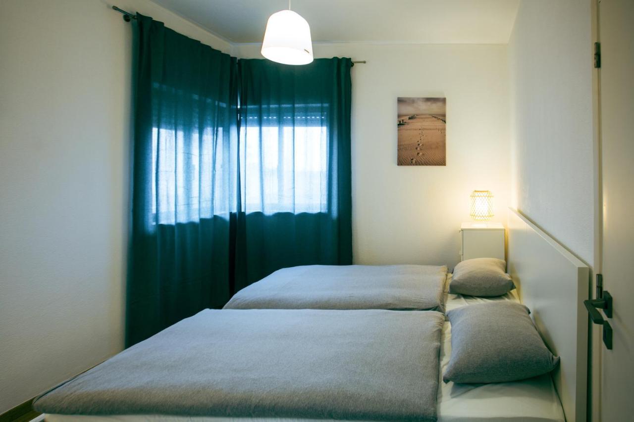 Enjoy View Apartment - Ocean, Surf, Beach, Eat & Work Atouguia Da Baleia Exterior photo